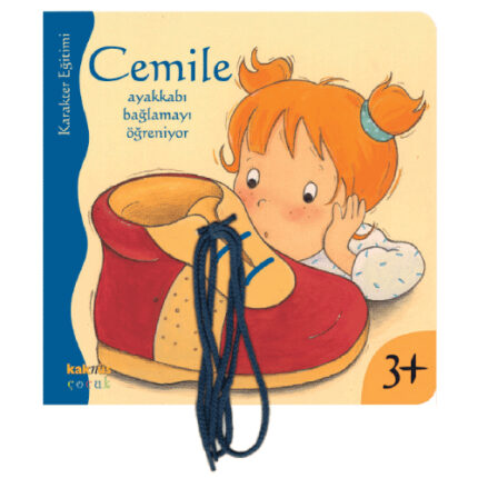 Cemile Ayakkabı Bağlamayı Öğreniyor